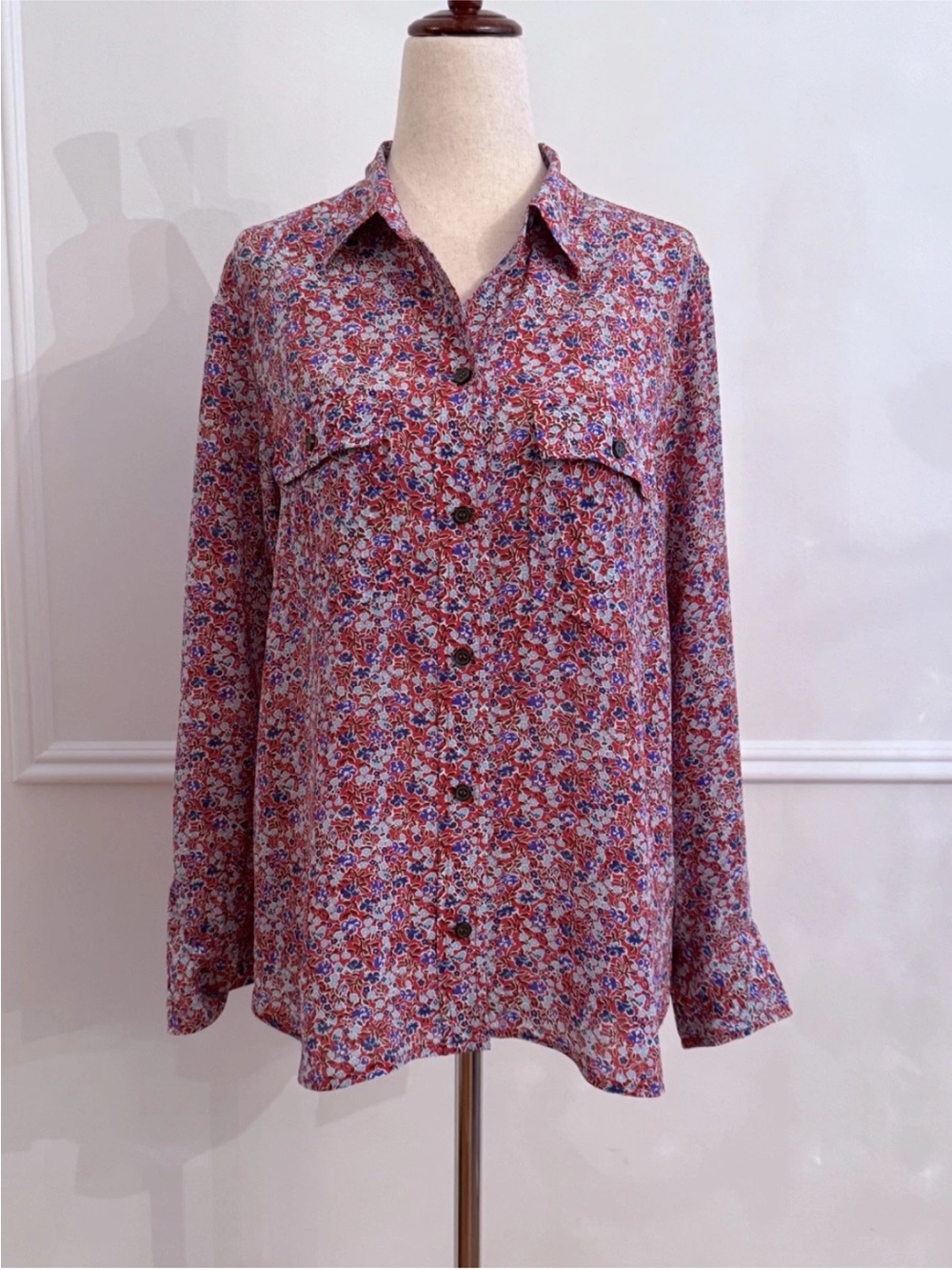 J.Crew Classic Fit 100% Silk Floral Button Down Shirt Long Sleeve Size 8